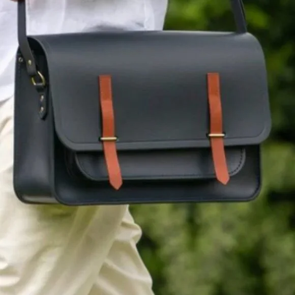 Cambridge Satchel Company Navy Leather Messenger Laptop Bag Travel NWT !!! - Picture 2 of 12